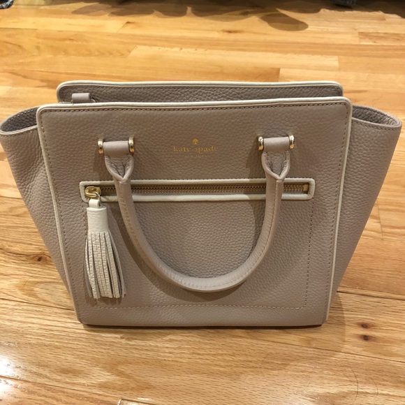 kate spade Handbags - Kate Spade gray purse